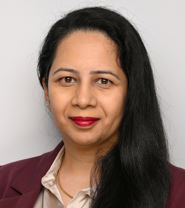 Fatima Aamir 620x700 Fatima Aamir 620x700