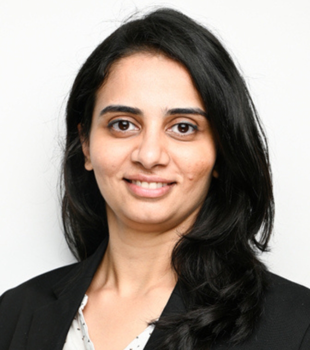 Nikita Desai 3 620x700